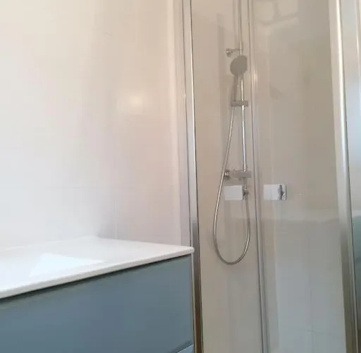 Maison De Vue * بورنيك