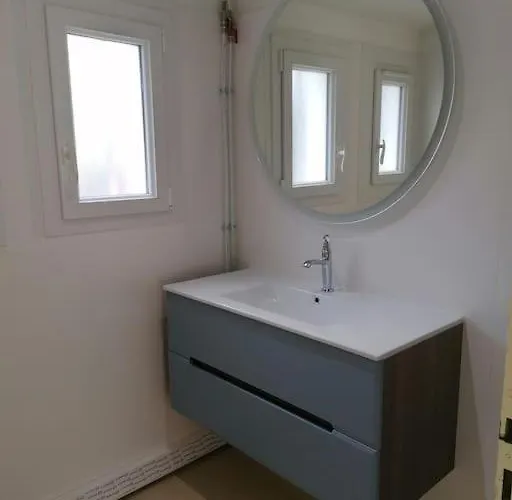 Maison De Vue بورنيك